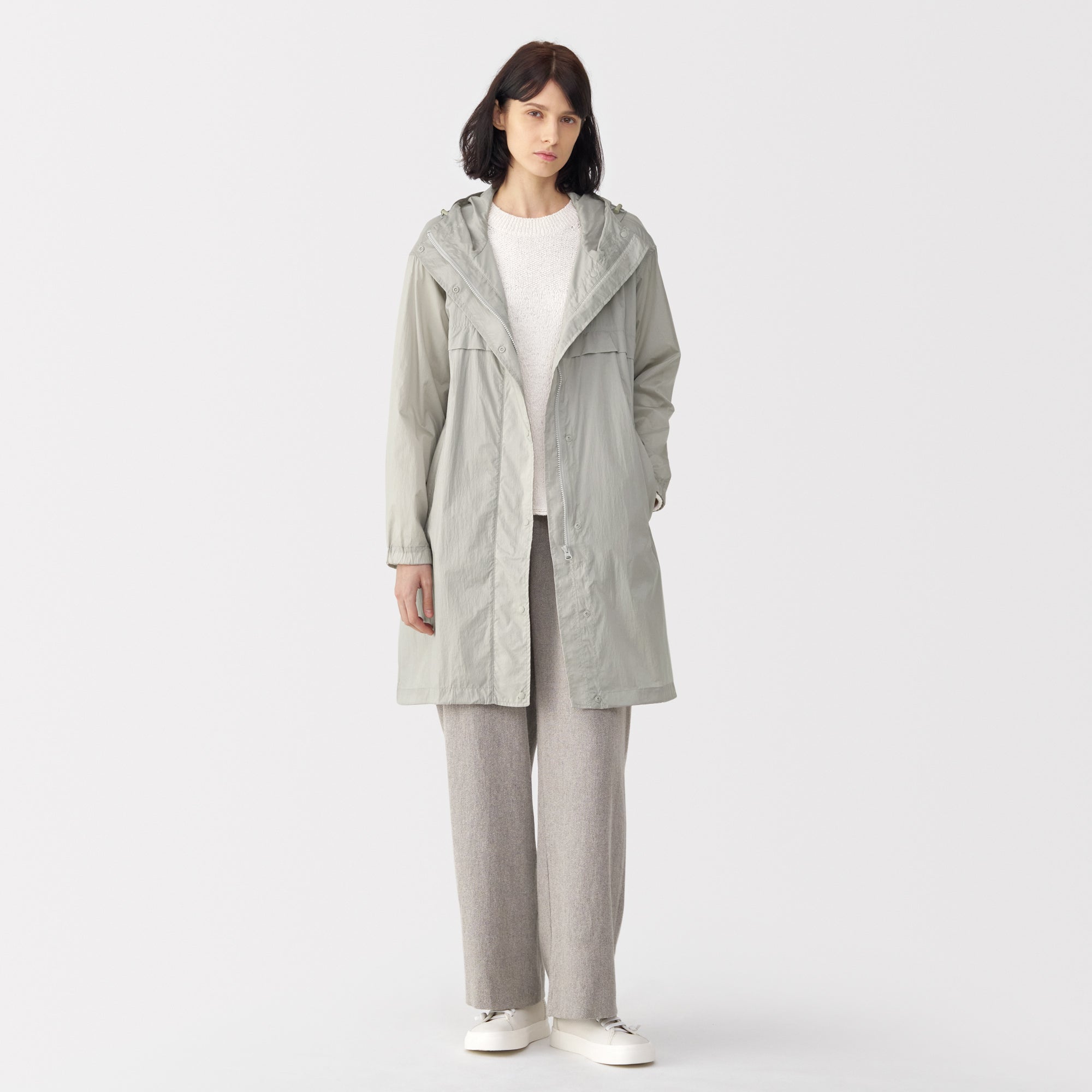 Labo Women's Light Waterproof Nylon Hooded Coat