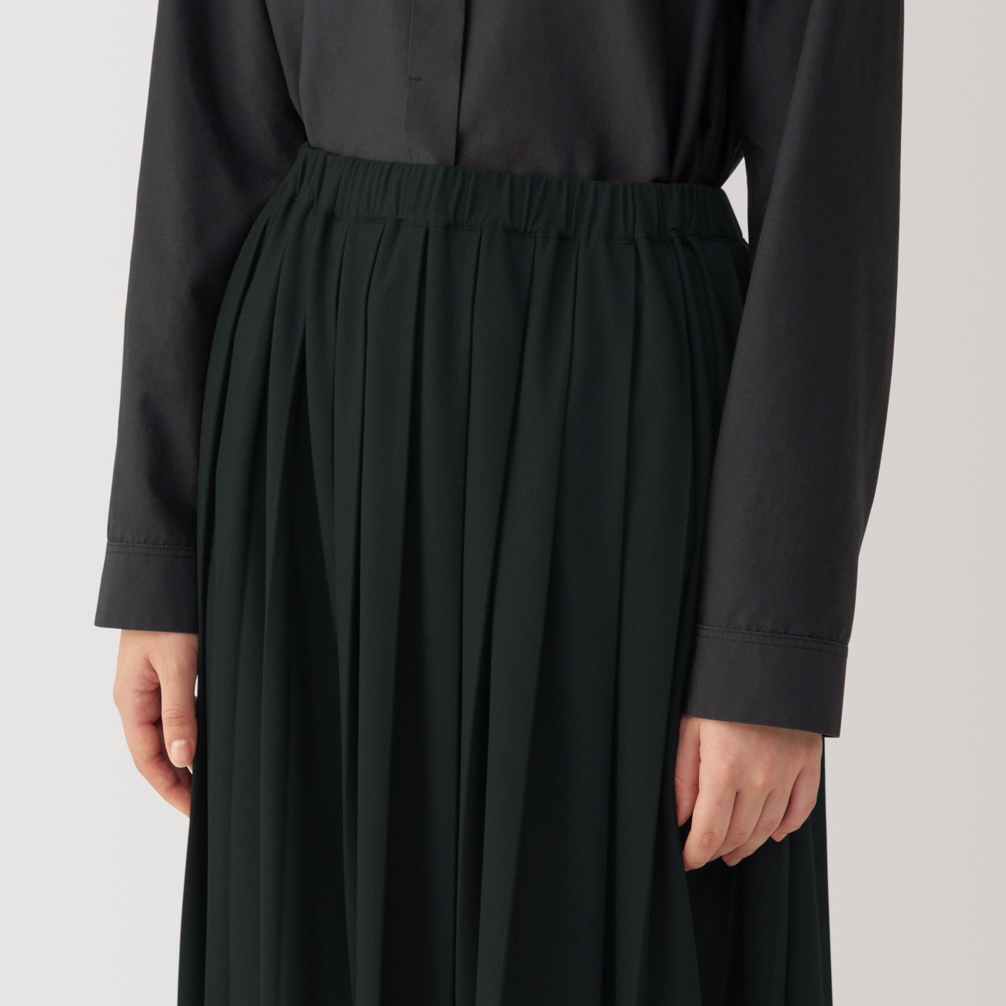 Labo Women's Jersey Pleated Skirt