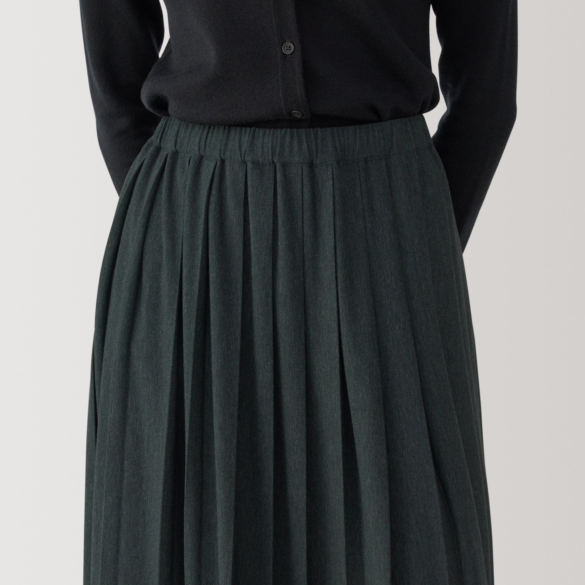 Labo Women's Jersey Pleated Skirt