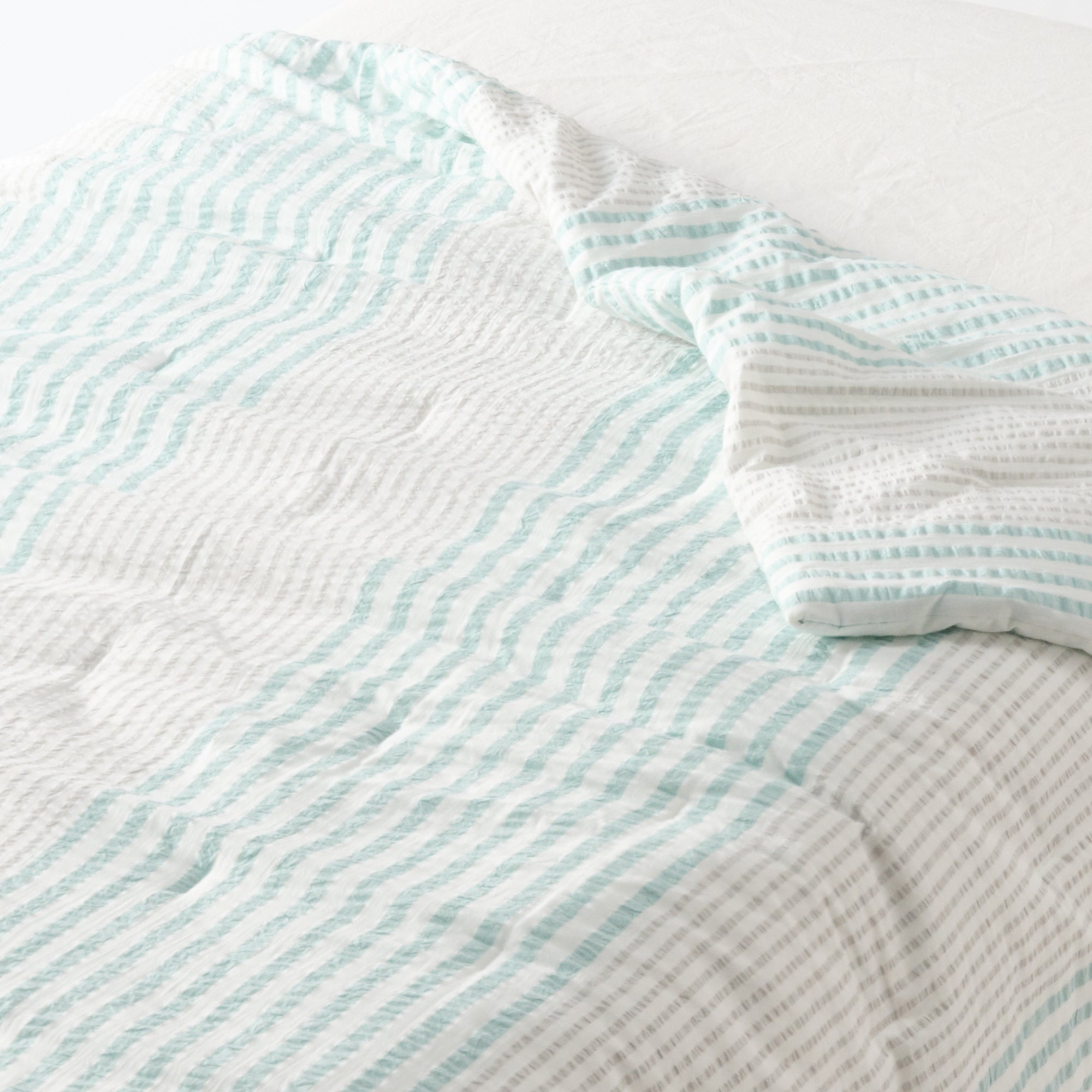 Cotton Seersucker Striped Thin Duvet - Queen